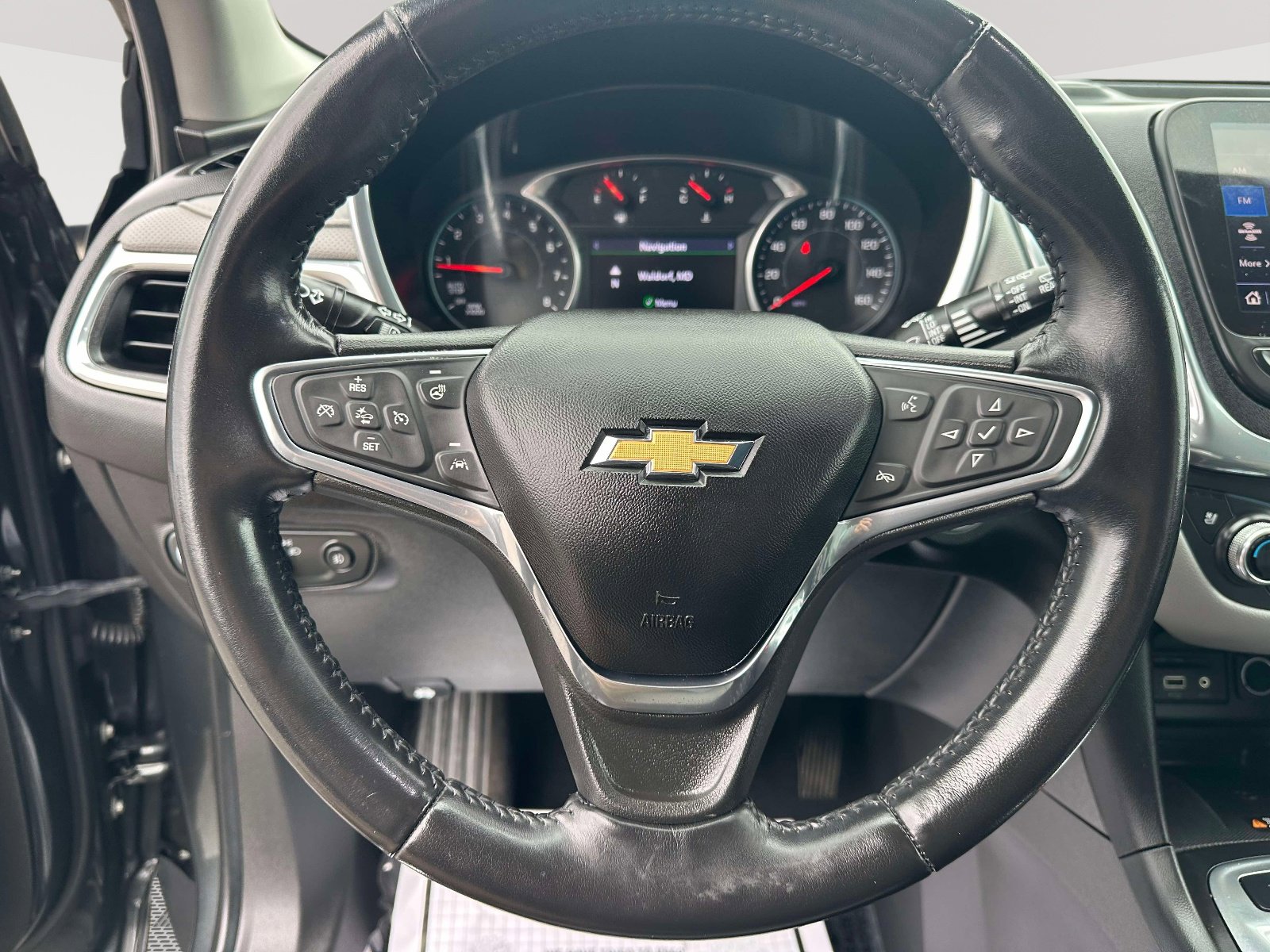 Used 2020 Chevrolet Equinox Premier image 17