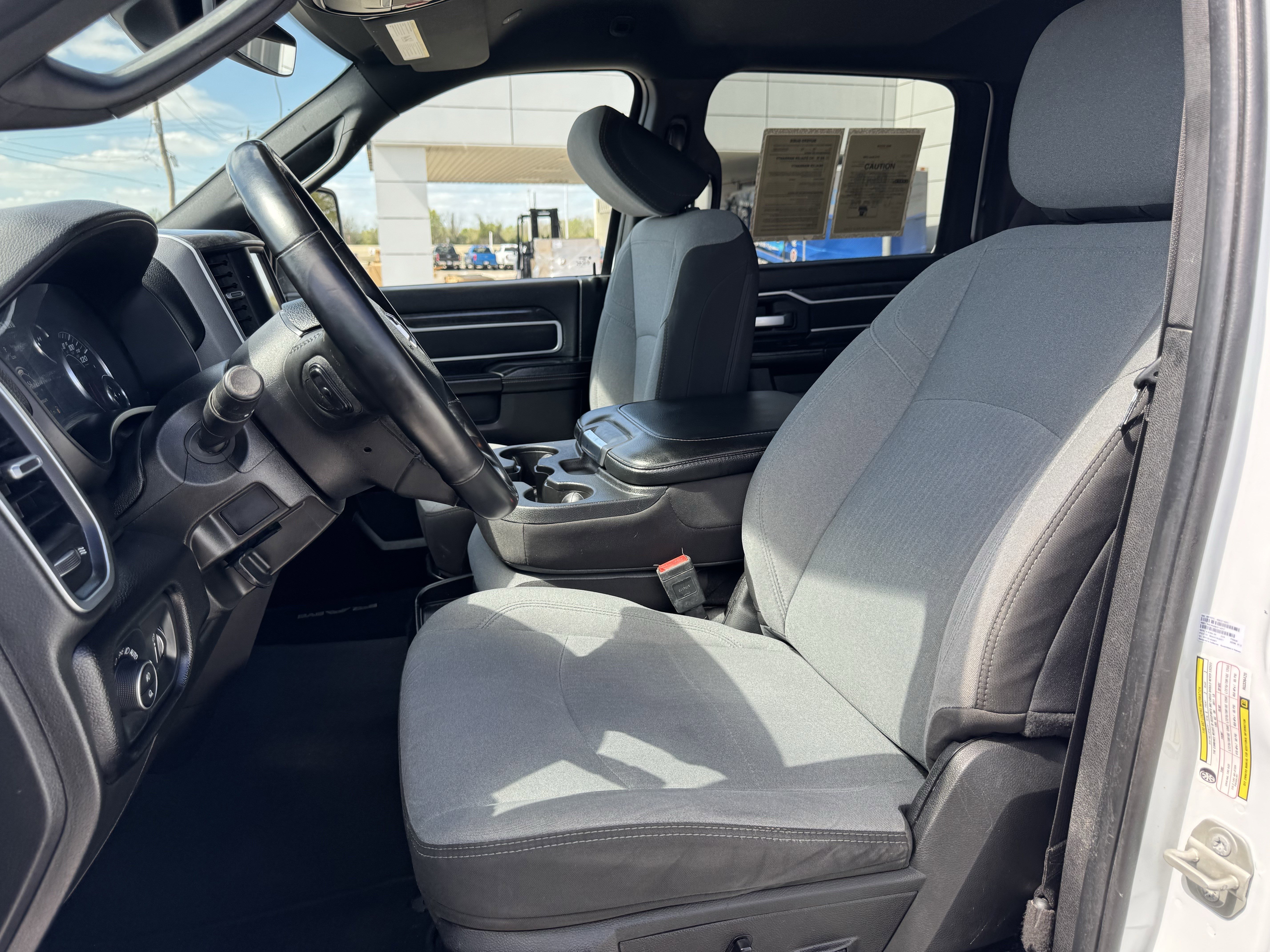 Used 2024 RAM 2500 Big Horn image 27