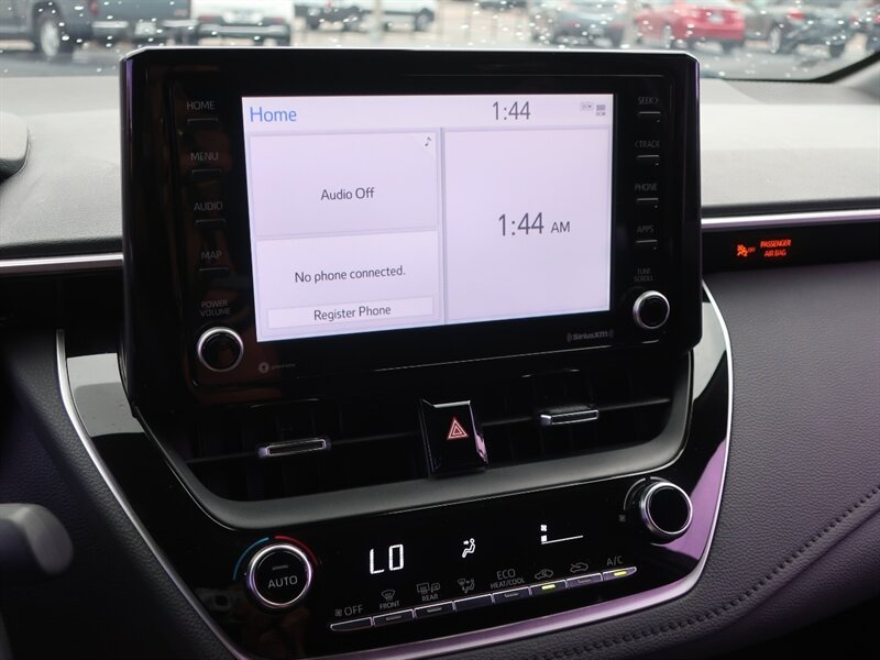 Used 2022 Toyota Corolla SE FWD image 19