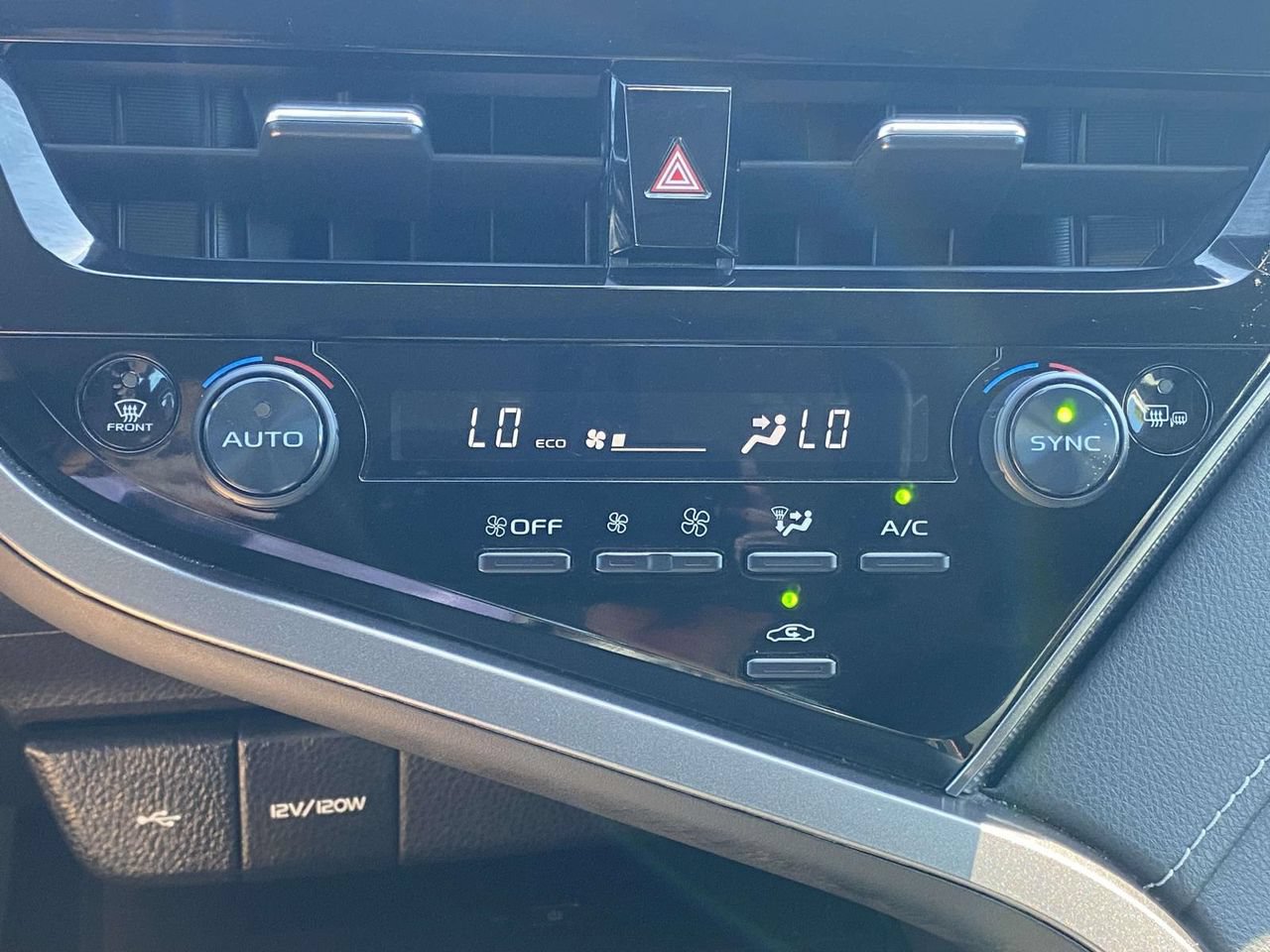 Used 2023 Toyota Camry XSE FWD image 28