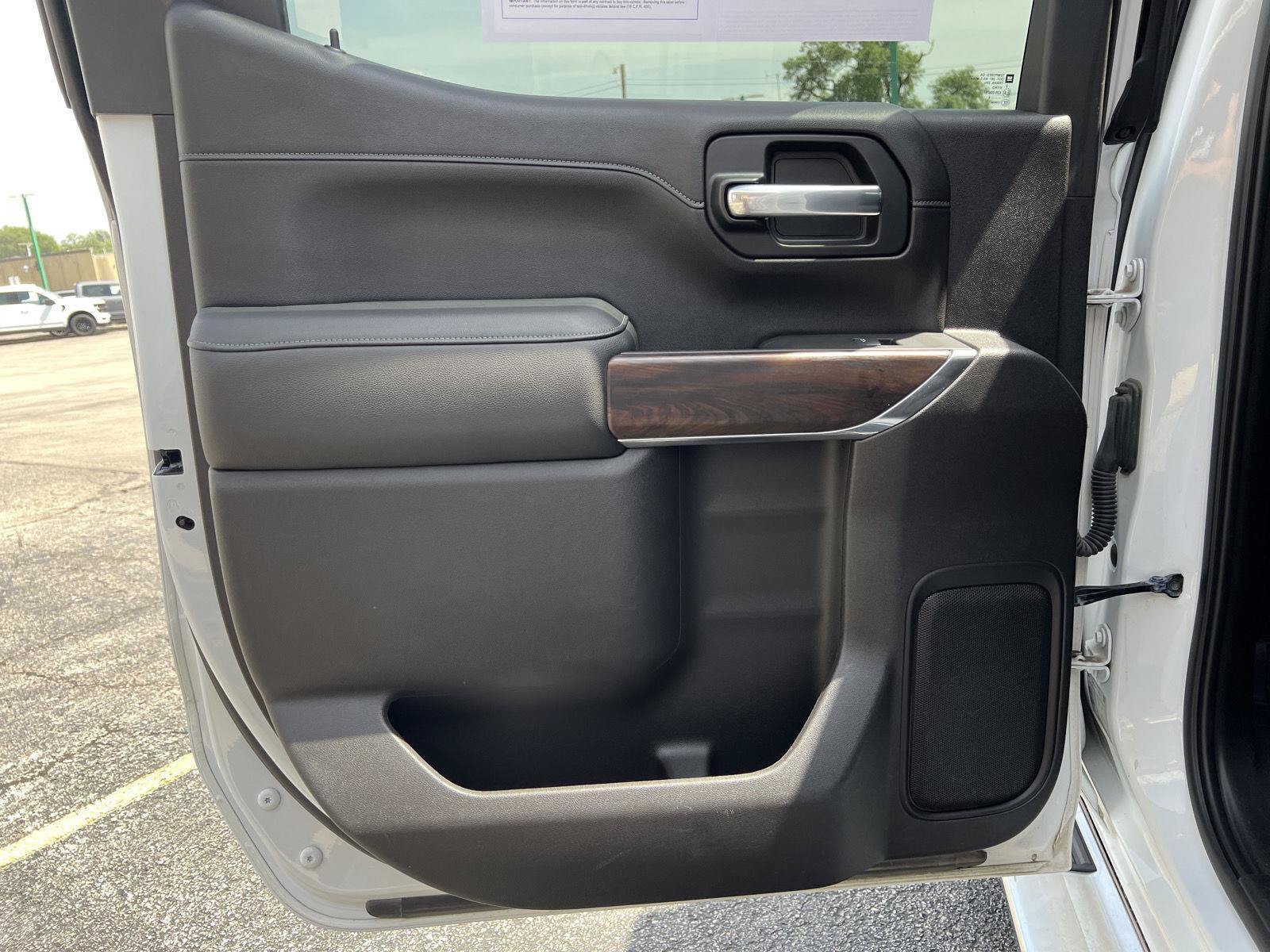 Used 2020 GMC Sierra 1500 SLT w/ SLT Convenience Package AWD/4WD image 19
