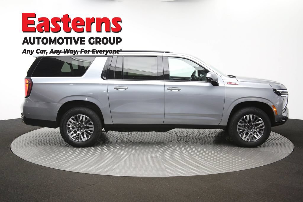 Used 2025 Chevrolet Suburban Z71 AWD/4WD image 49