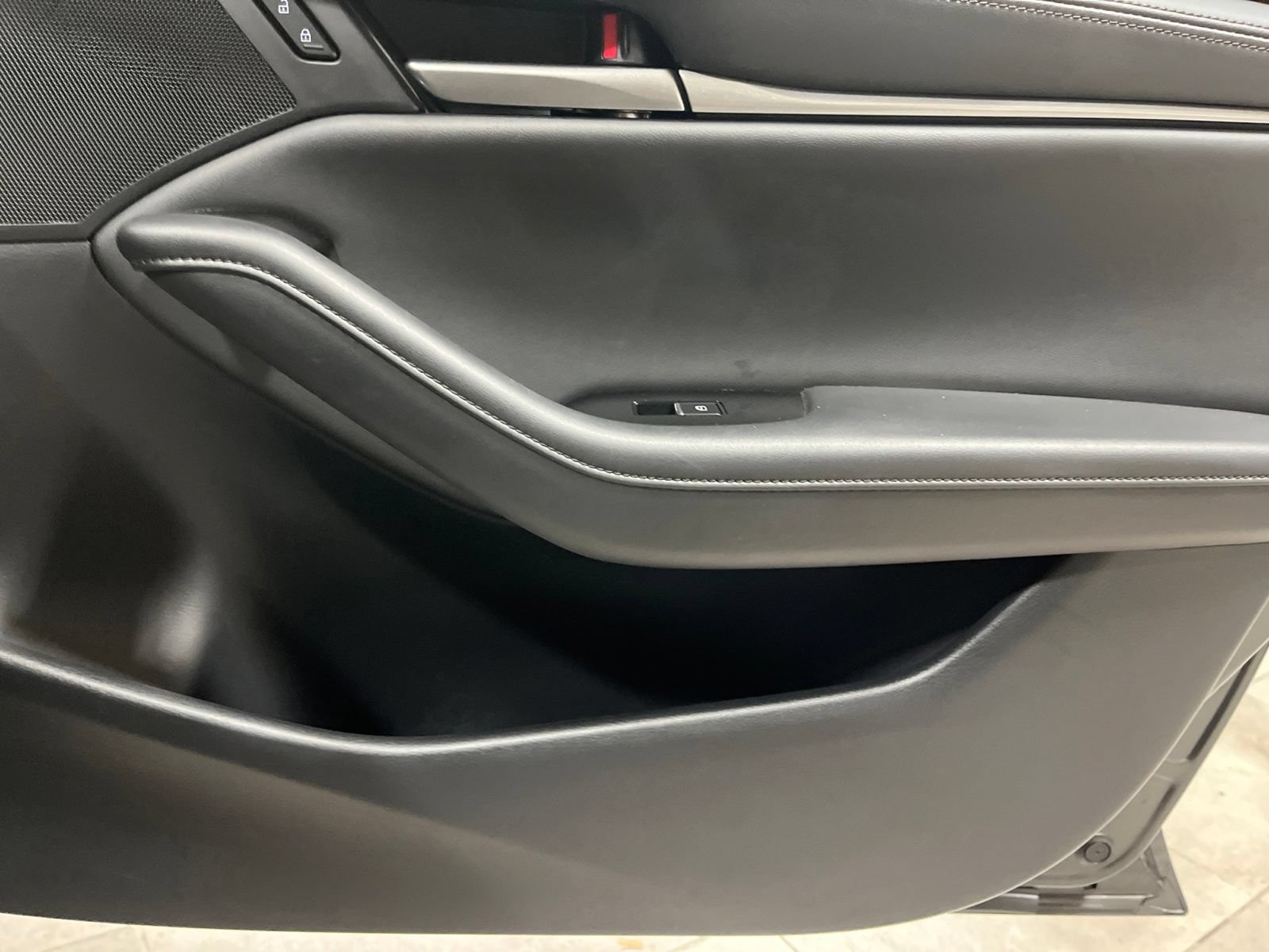 Certified 2024 MAZDA MAZDA3 s FWD image 17