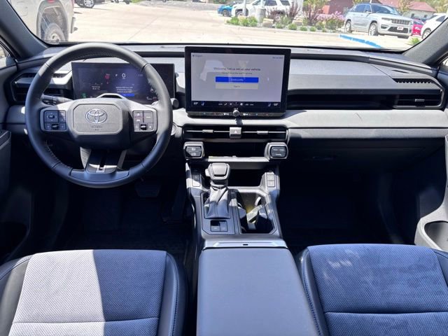 Used 2026 Toyota RAV4 XSE AWD/4WD image 16