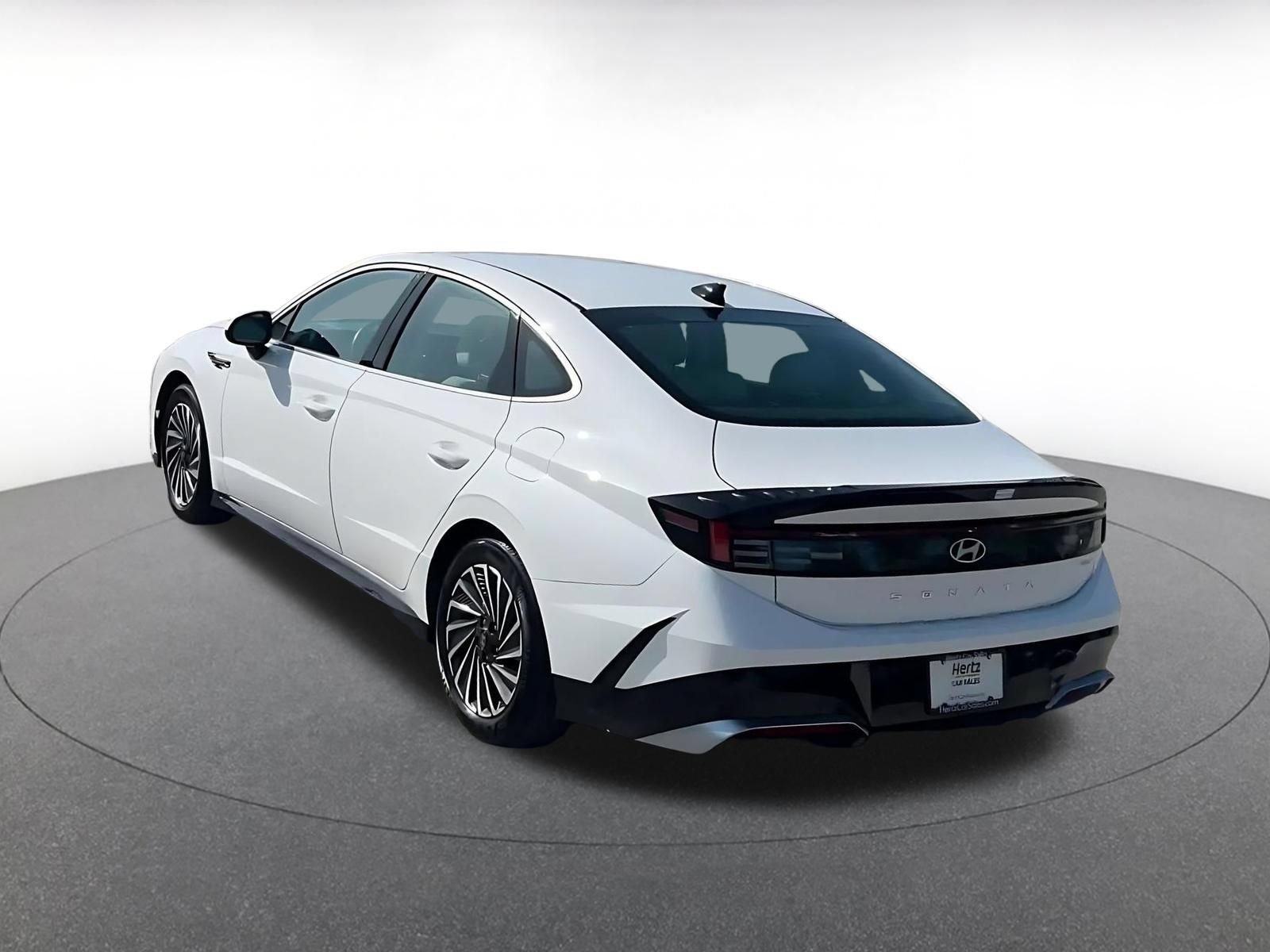Used 2025 Hyundai Sonata SEL FWD image 11