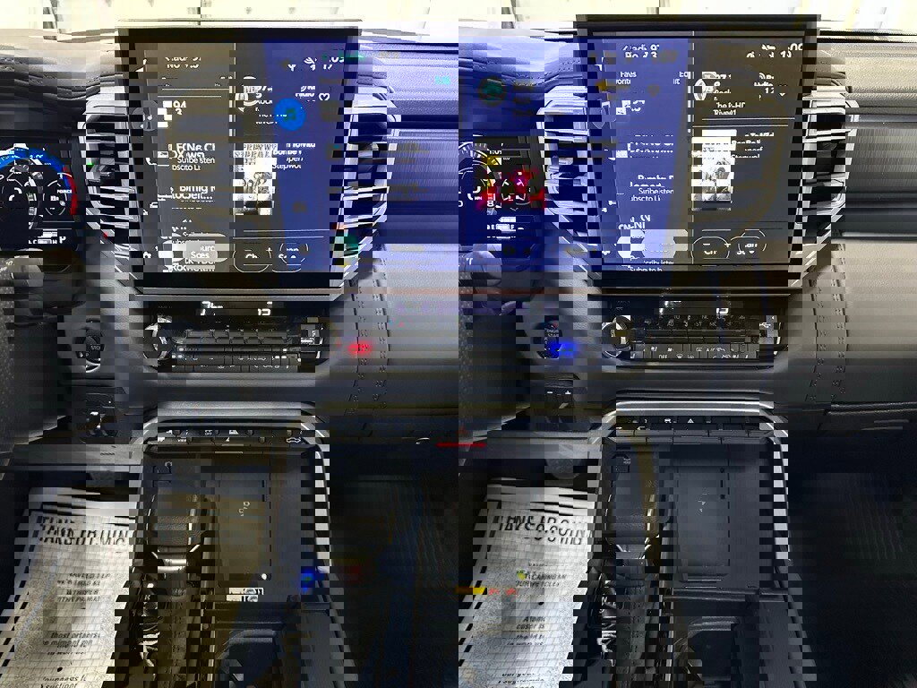 Used 2025 Toyota Tundra Platinum image 27