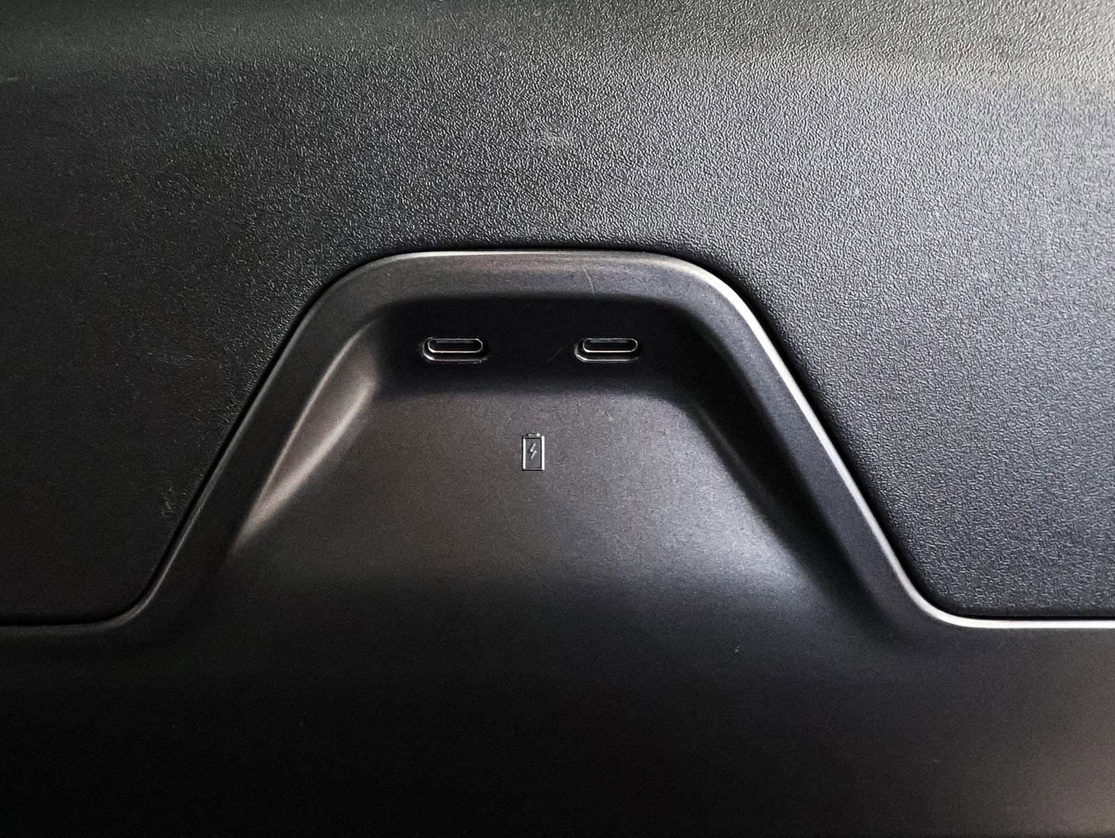 Used 2025 Lincoln Nautilus Reserve w/ Jet Appearance Package image 26