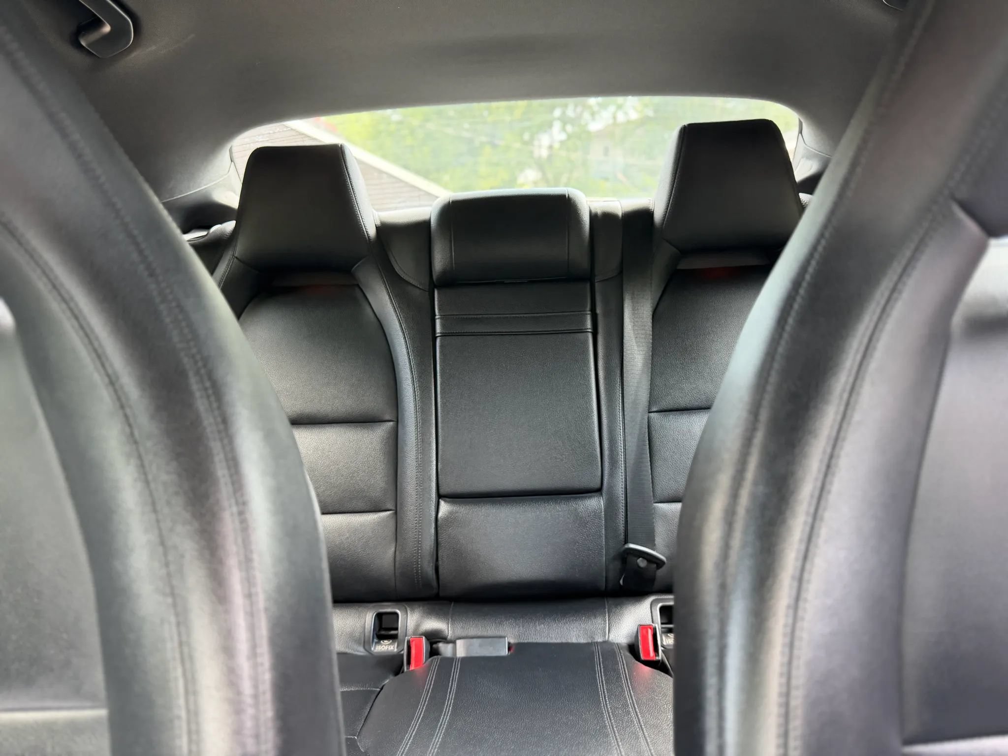 Used 2015 Mercedes-Benz CLA 250 4MATIC image 31