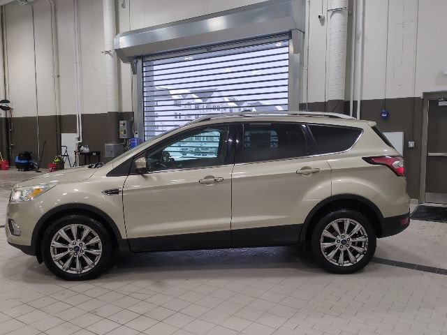 Used 2018 Ford Escape Titanium image 9