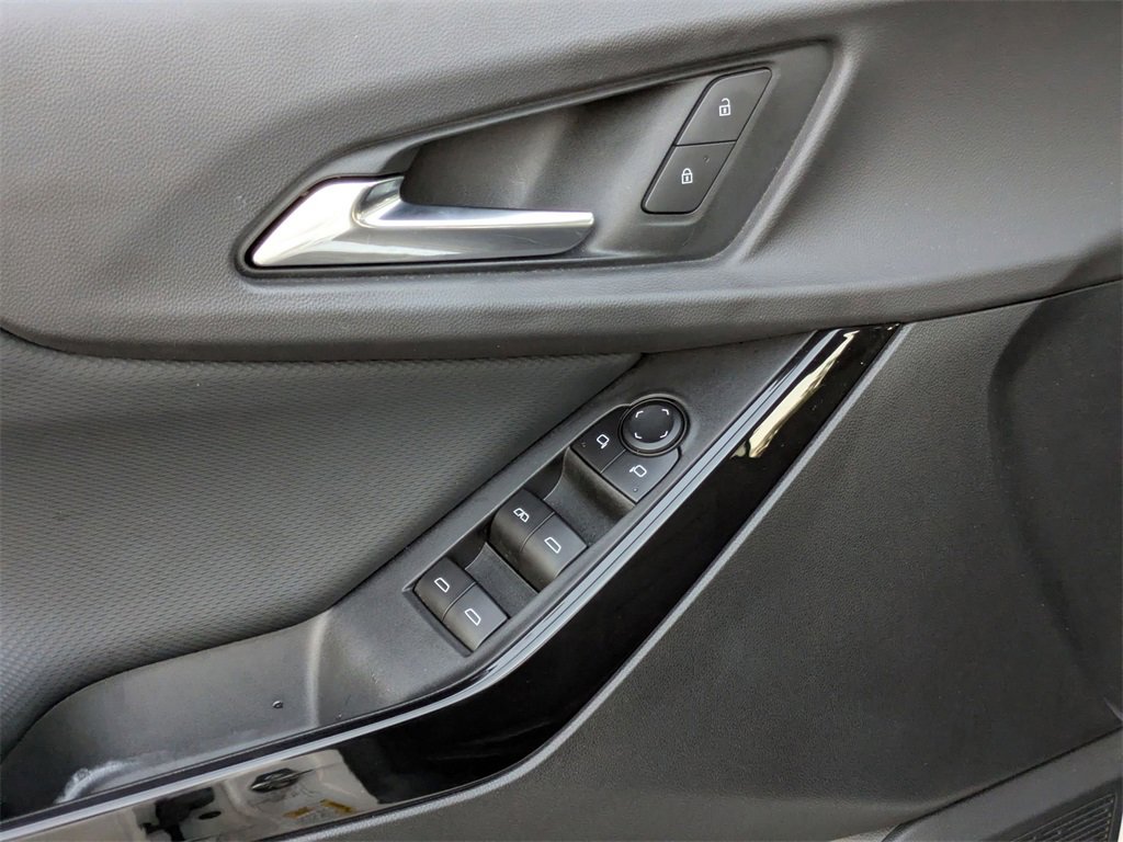 Used 2025 Chevrolet Equinox LT image 16