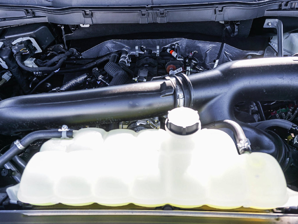 New 2026 Ford F150 XLT w/ Equipment Group 302A MID AWD/4WD image 25