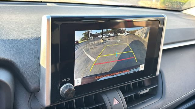 Used 2025 Toyota RAV4 LE AWD/4WD image 19