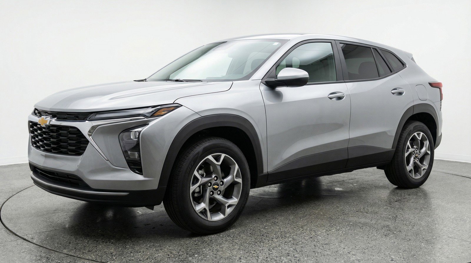 Used 2025 Chevrolet Trax LT FWD image 3