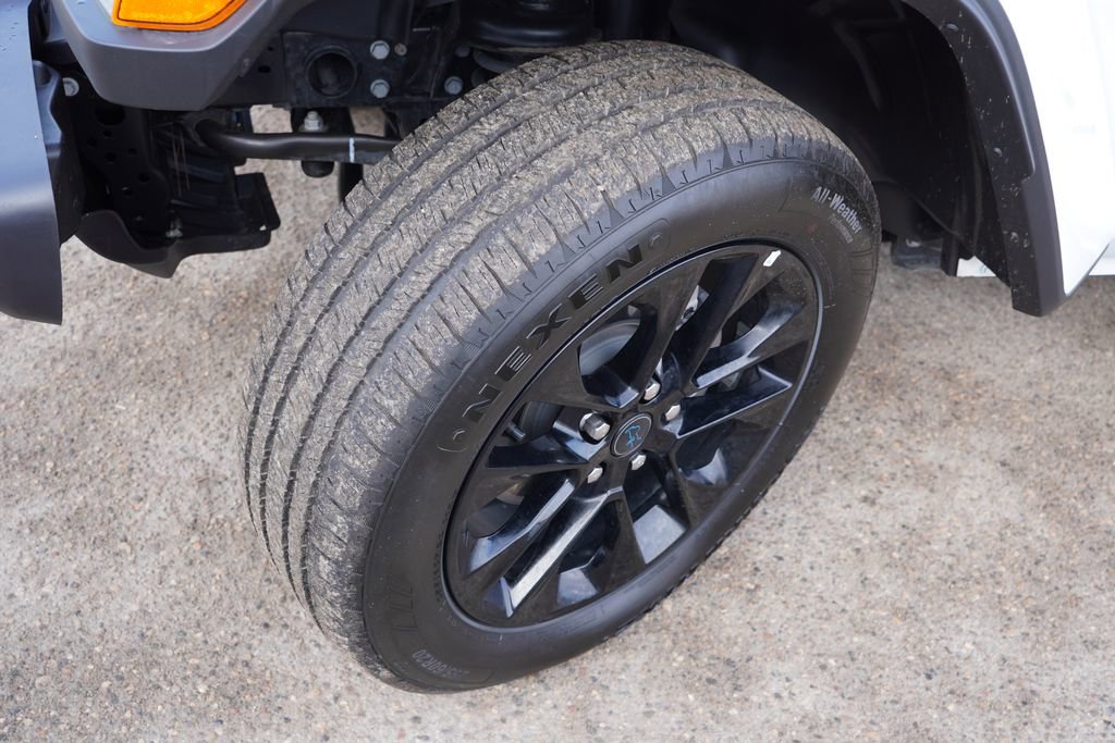 Certified 2025 Jeep Wrangler Unlimited Sahara w/ Safety Group image 14