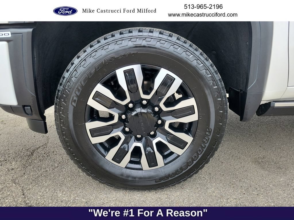 Used 2024 GMC Sierra 2500 Denali Ultimate AWD/4WD image 9