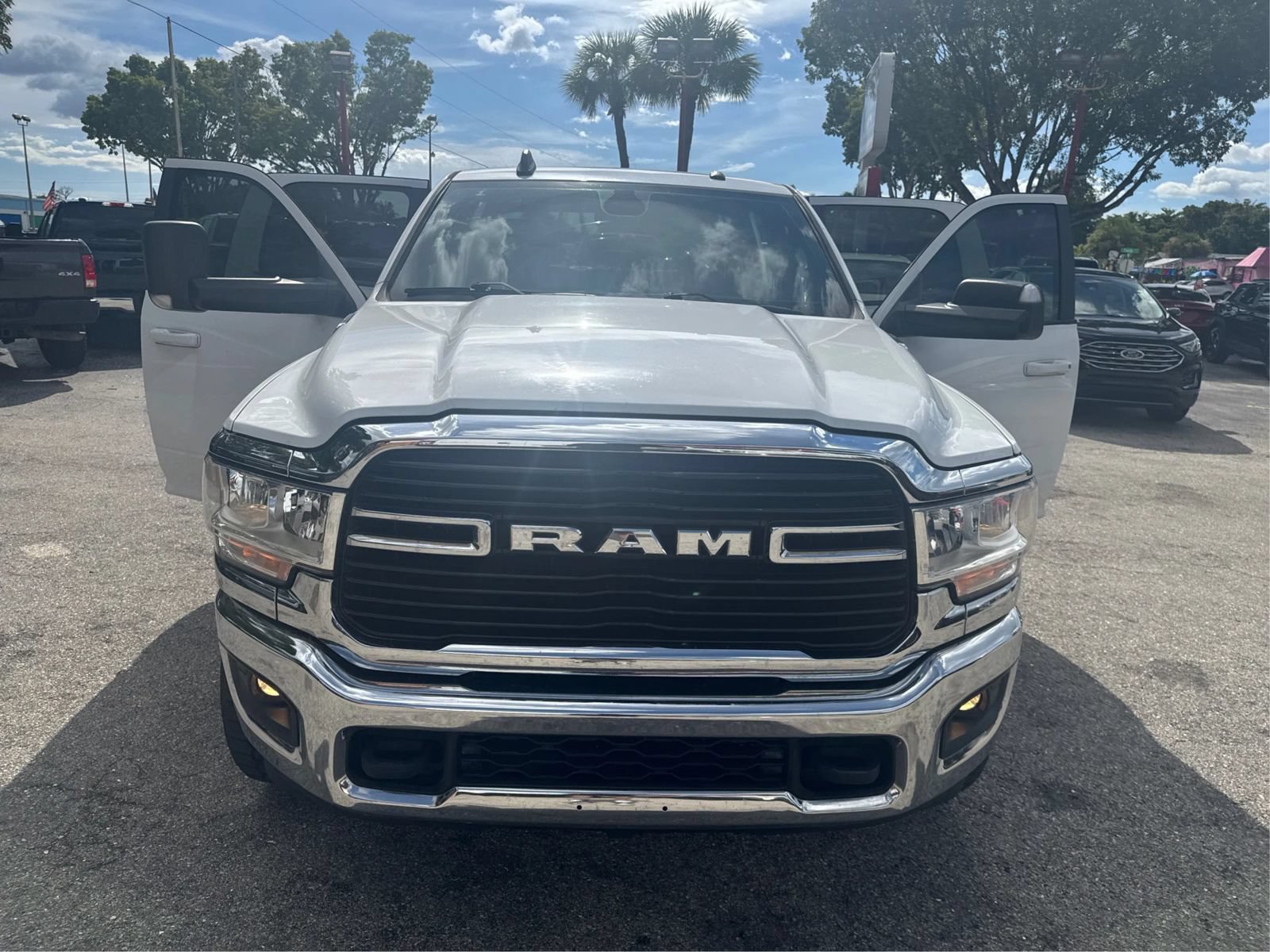 Used 2021 RAM 2500 Big Horn w/ Level 1 Equipment Group AWD/4WD image 19