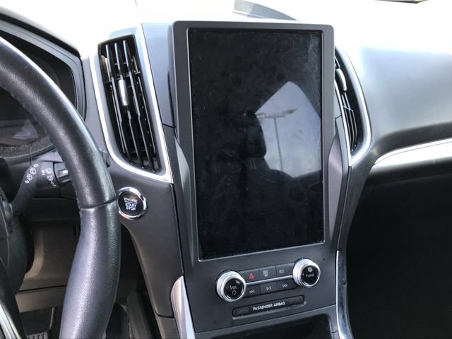 Used 2024 Ford Edge Titanium AWD/4WD image 5