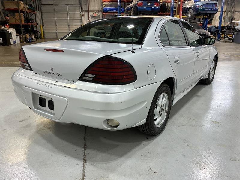 Used 2004 Pontiac Grand Am SE FWD image 5