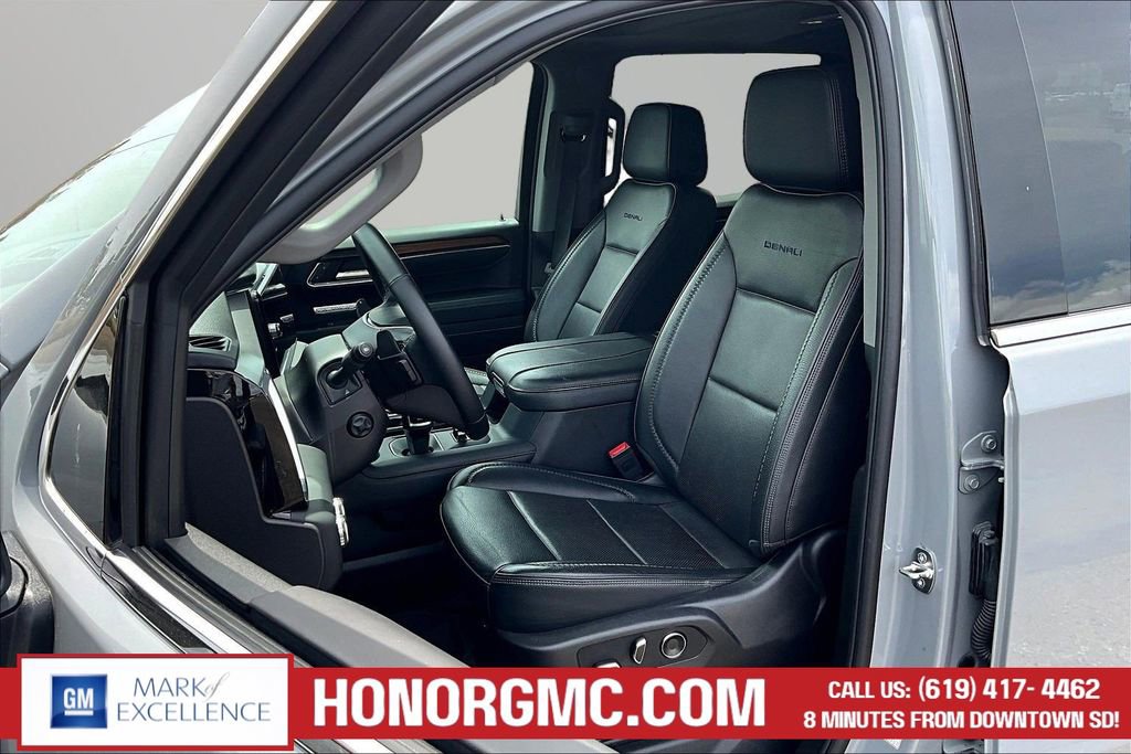 Used 2024 GMC Sierra 1500 Denali w/ Technology Package AWD/4WD image 21