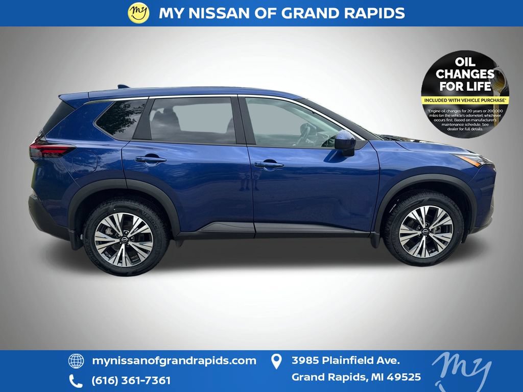 Used 2023 Nissan Rogue SV AWD/4WD image 9