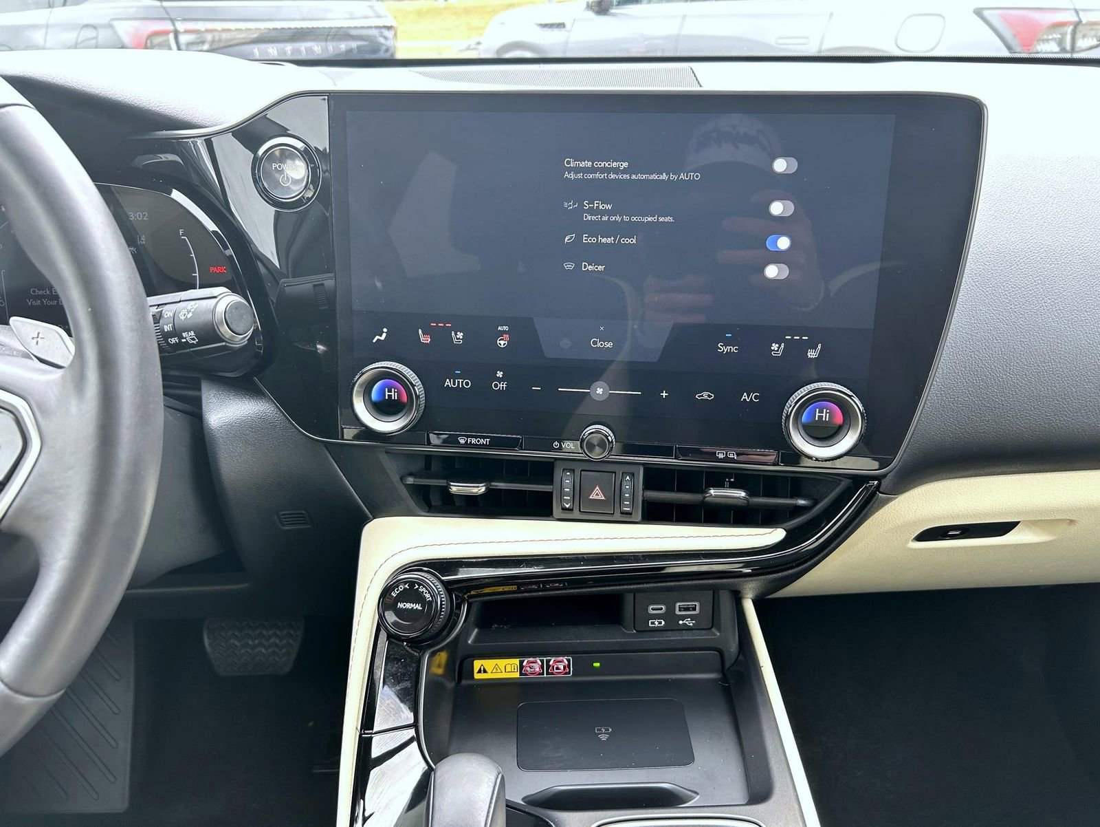 Used 2024 Lexus NX 350h AWD image 13