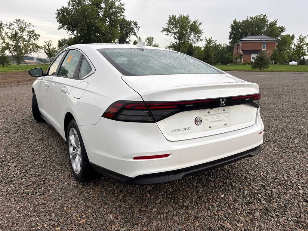Used 2025 Honda Accord LX image 6