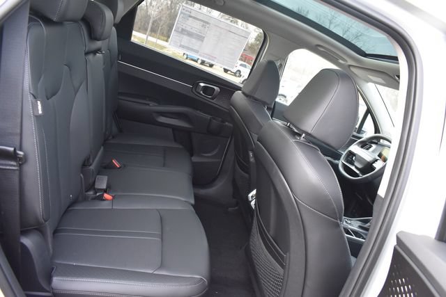New 2026 Kia Sorento S w/ S Panoramic Sunroof Package FWD image 15