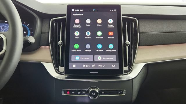 Certified 2025 Volvo XC90 B6 Core w/ Protection Package Premier AWD/4WD image 20
