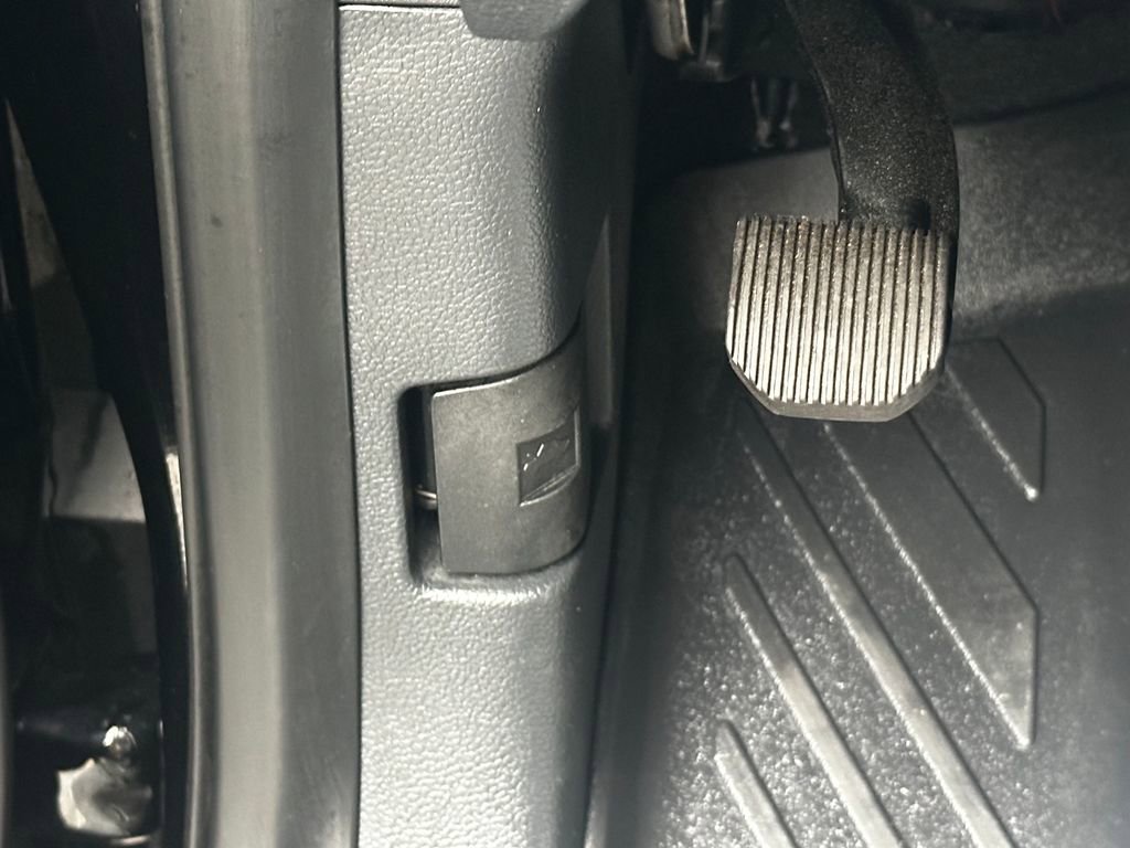 Used 2022 Ford F250 Platinum w/ FX4 Off-Road Package image 59