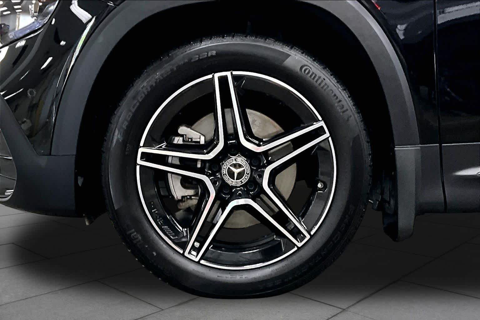 Certified 2023 Mercedes-Benz GLB 250 4MATIC image 11