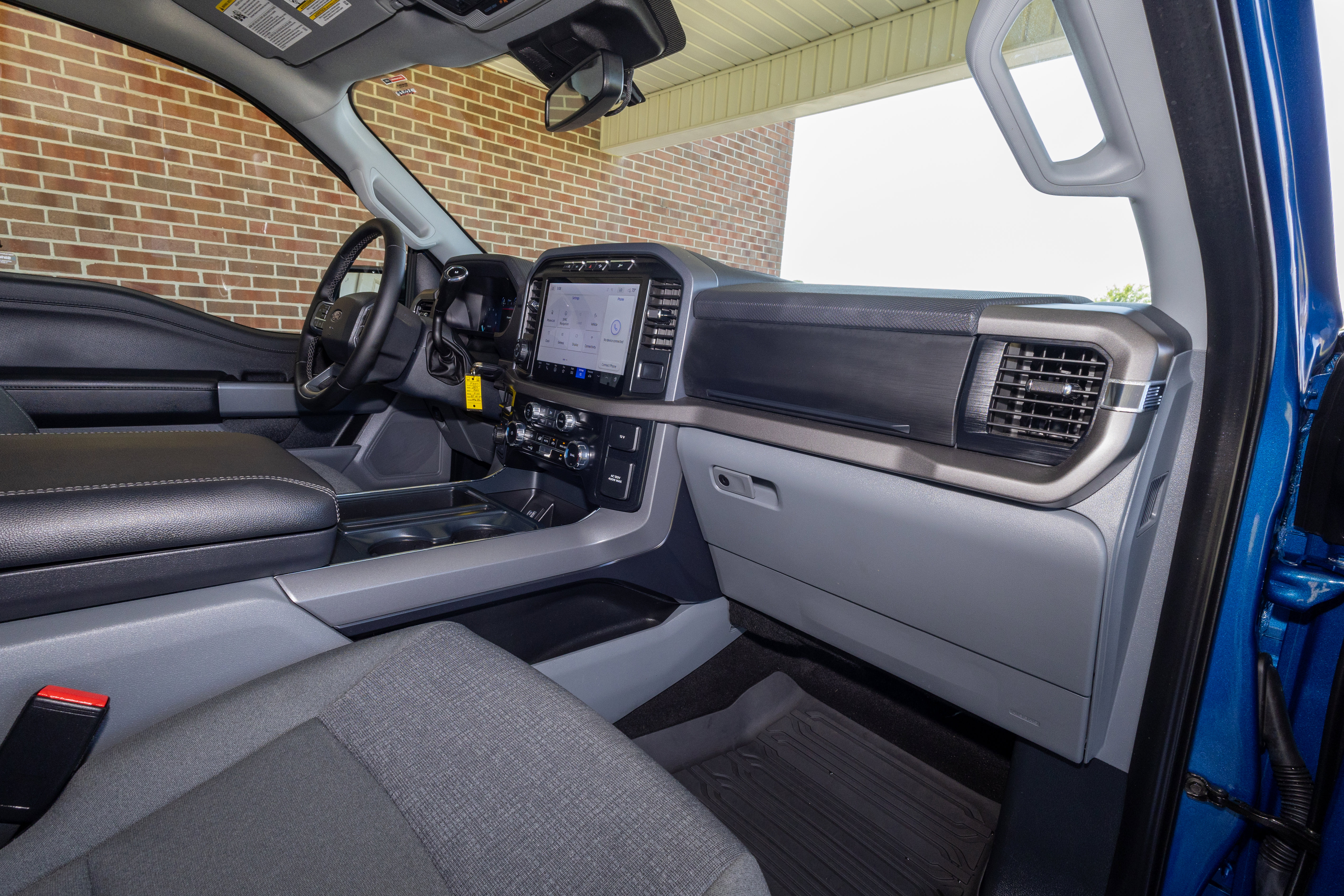 Used 2024 Ford F150 XLT w/ FX4 Off-Road Package image 25