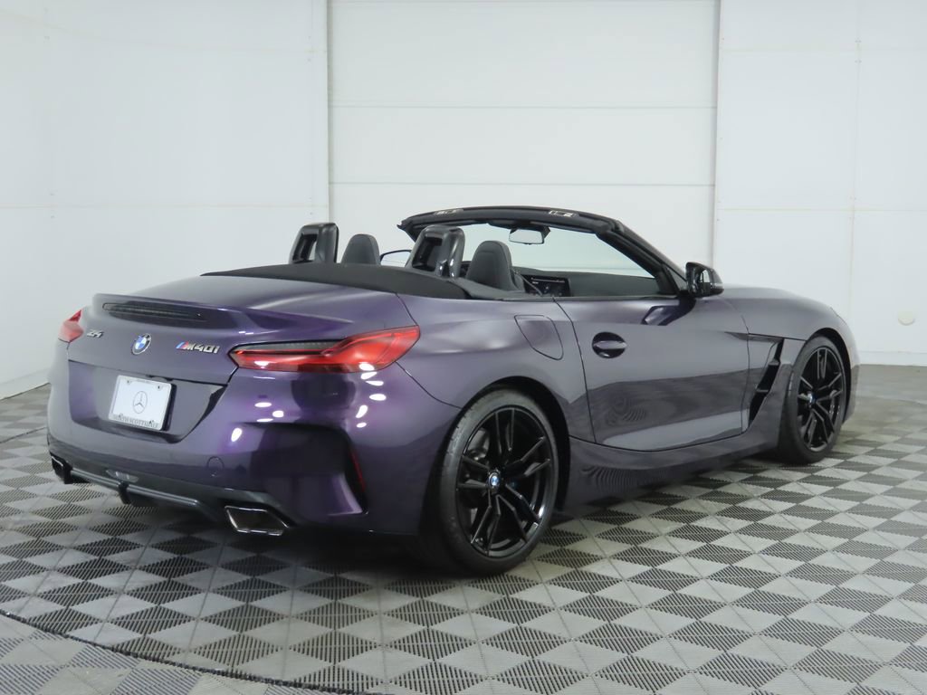 Used 2025 BMW Z4 M40i w/ Premium Package image 5