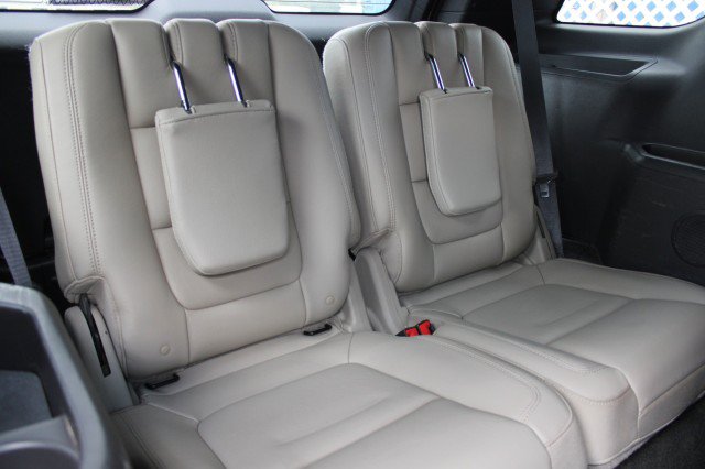 Used 2015 Ford Explorer XLT w/ Equipment Group 202A FWD image 10