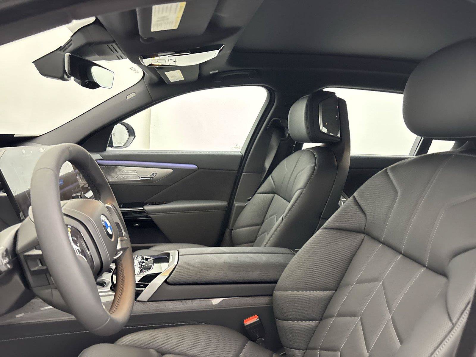 New 2027 BMW 740i w/ Executive Package RWD image 12