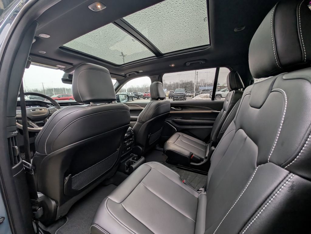 New 2026 Jeep Grand Cherokee L Limited image 16