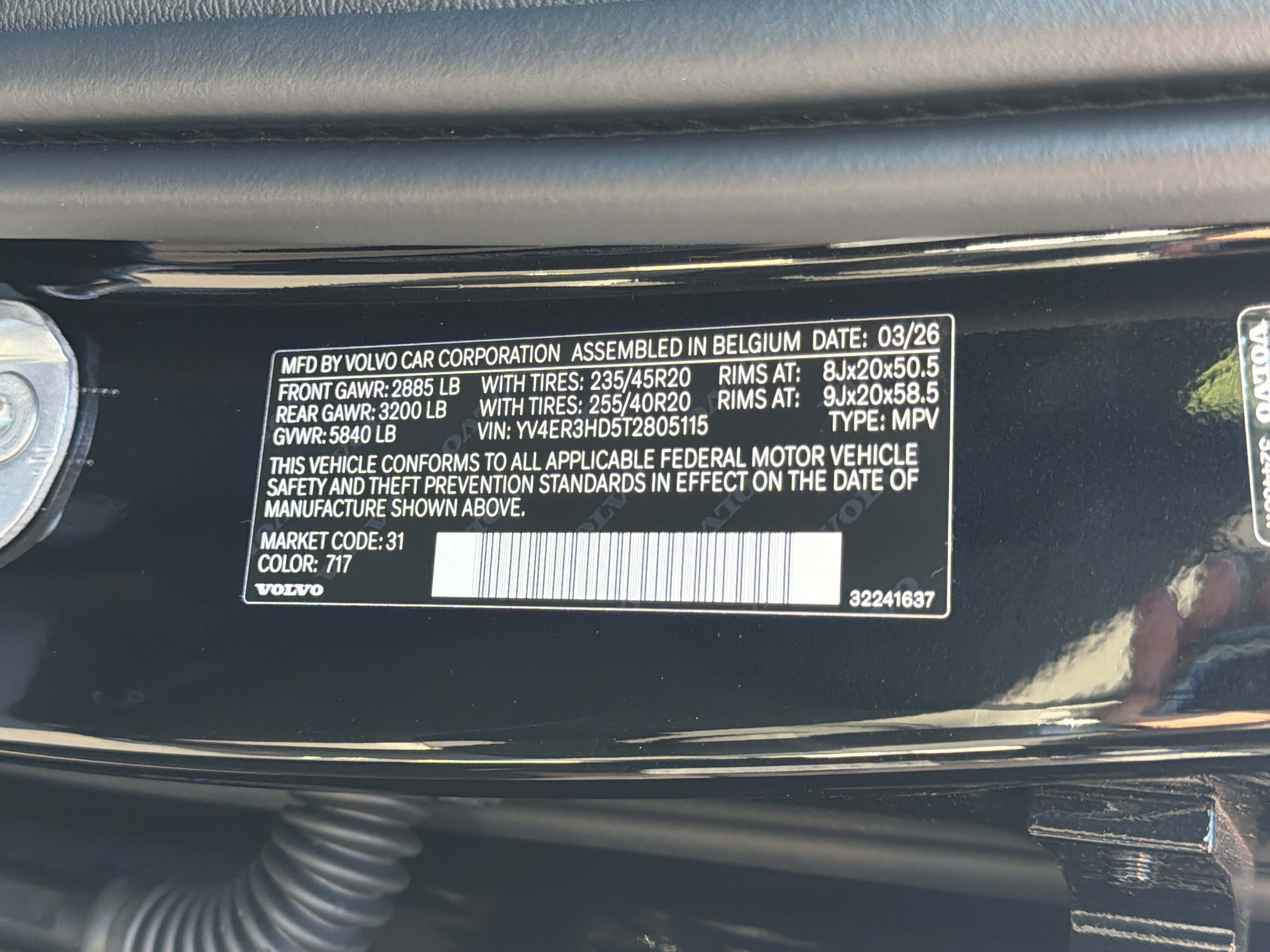 New 2026 Volvo EX40 Ultra AWD/4WD image 37