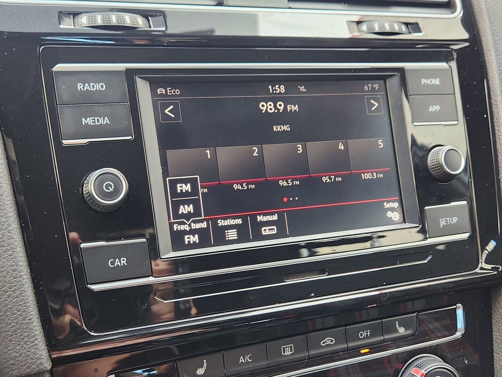 Used 2018 Volkswagen GTI S image 17