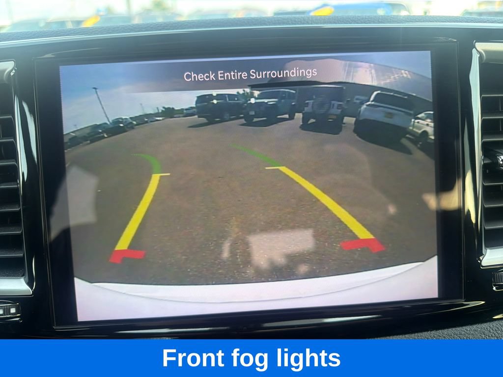 Used 2025 Chrysler Pacifica Select FWD image 16