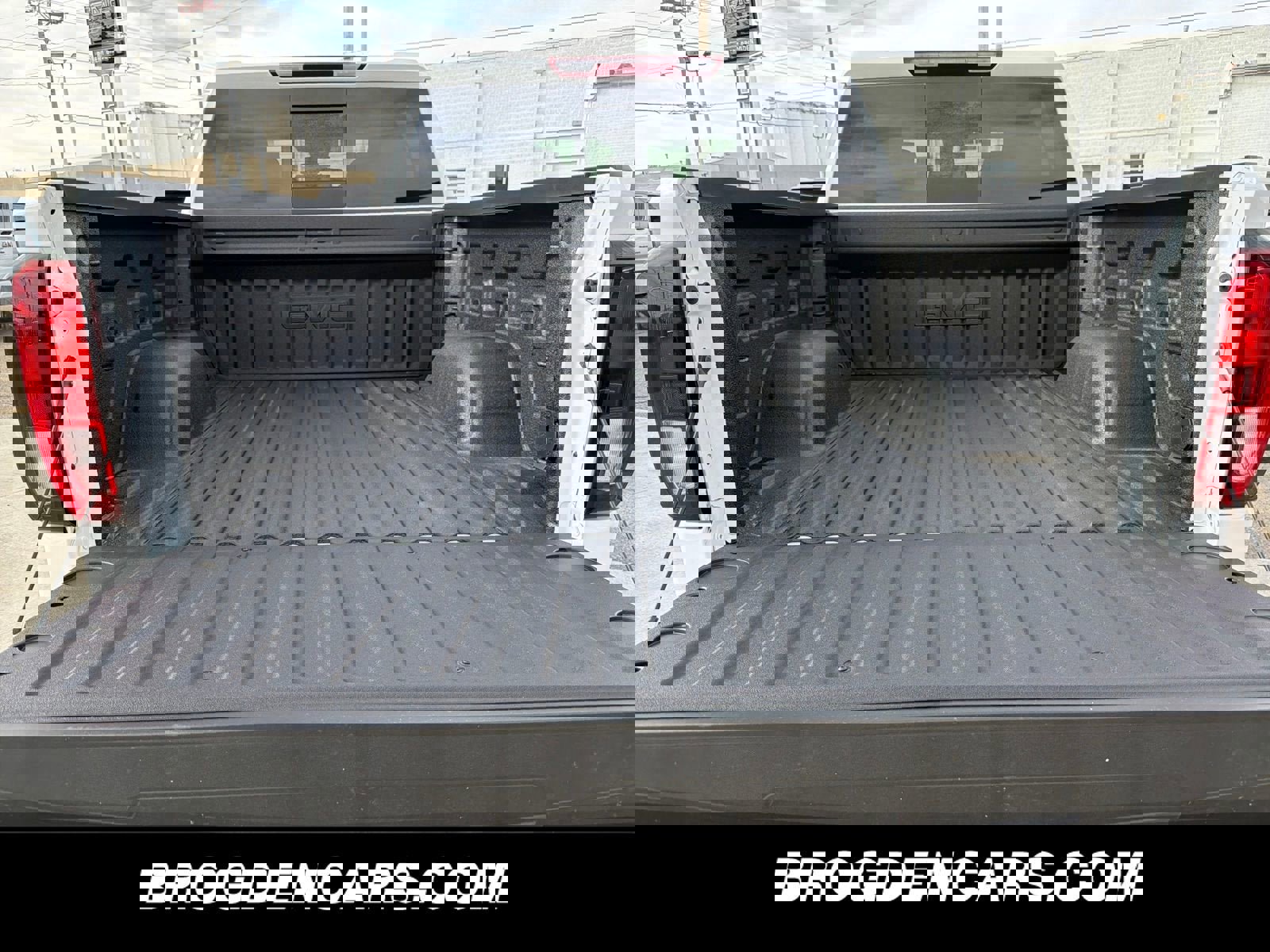 New 2026 GMC Sierra 1500 Elevation w/ Elevation Premium Package image 8