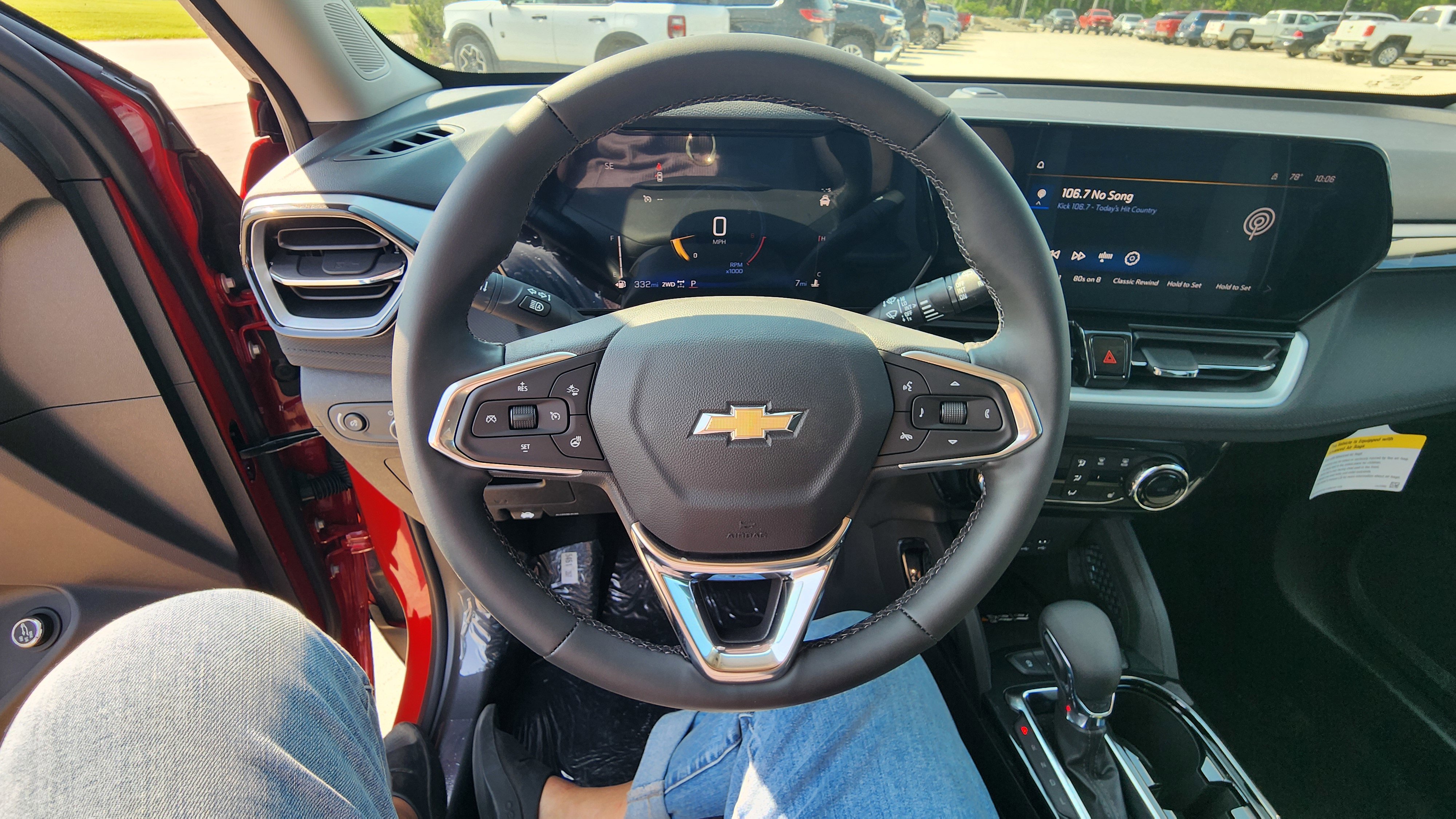 New 2026 Chevrolet TrailBlazer LT w/ Convenience Package image 14