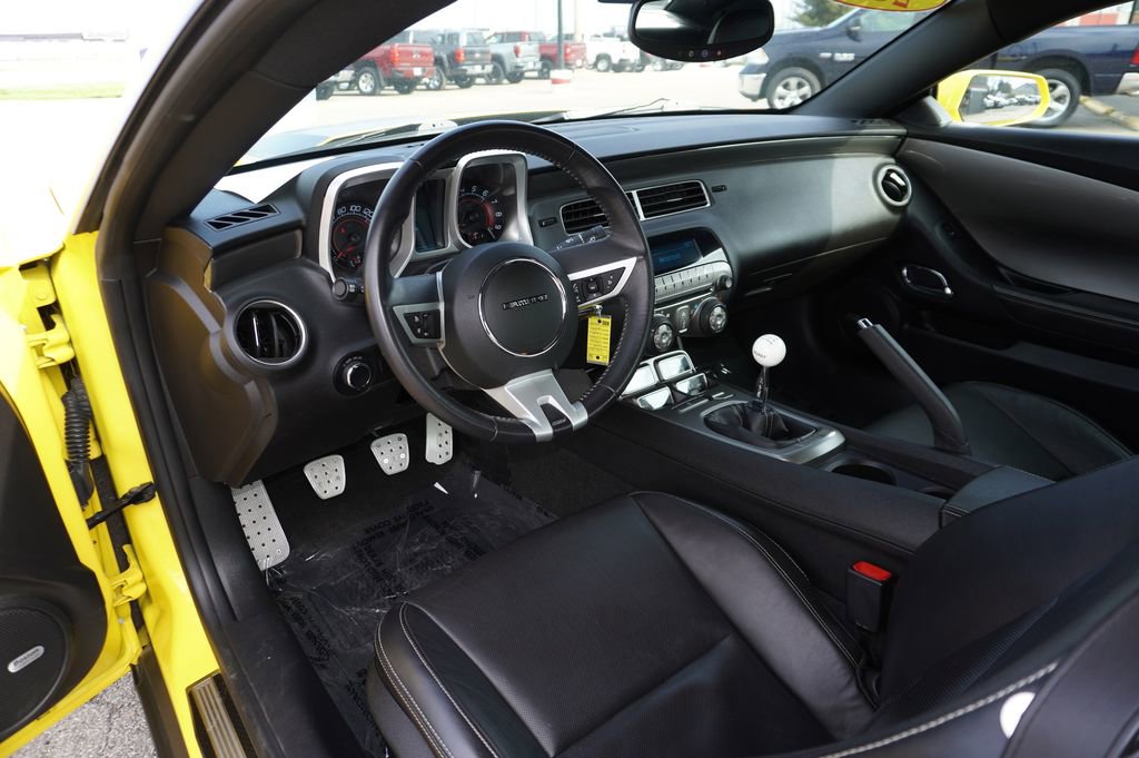 Used 2010 Chevrolet Camaro SS w/ LPO, Ground Effects Package image 30