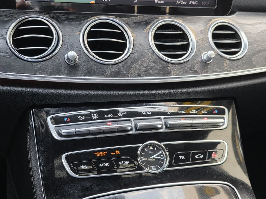Used 2017 Mercedes-Benz E 300 image 17
