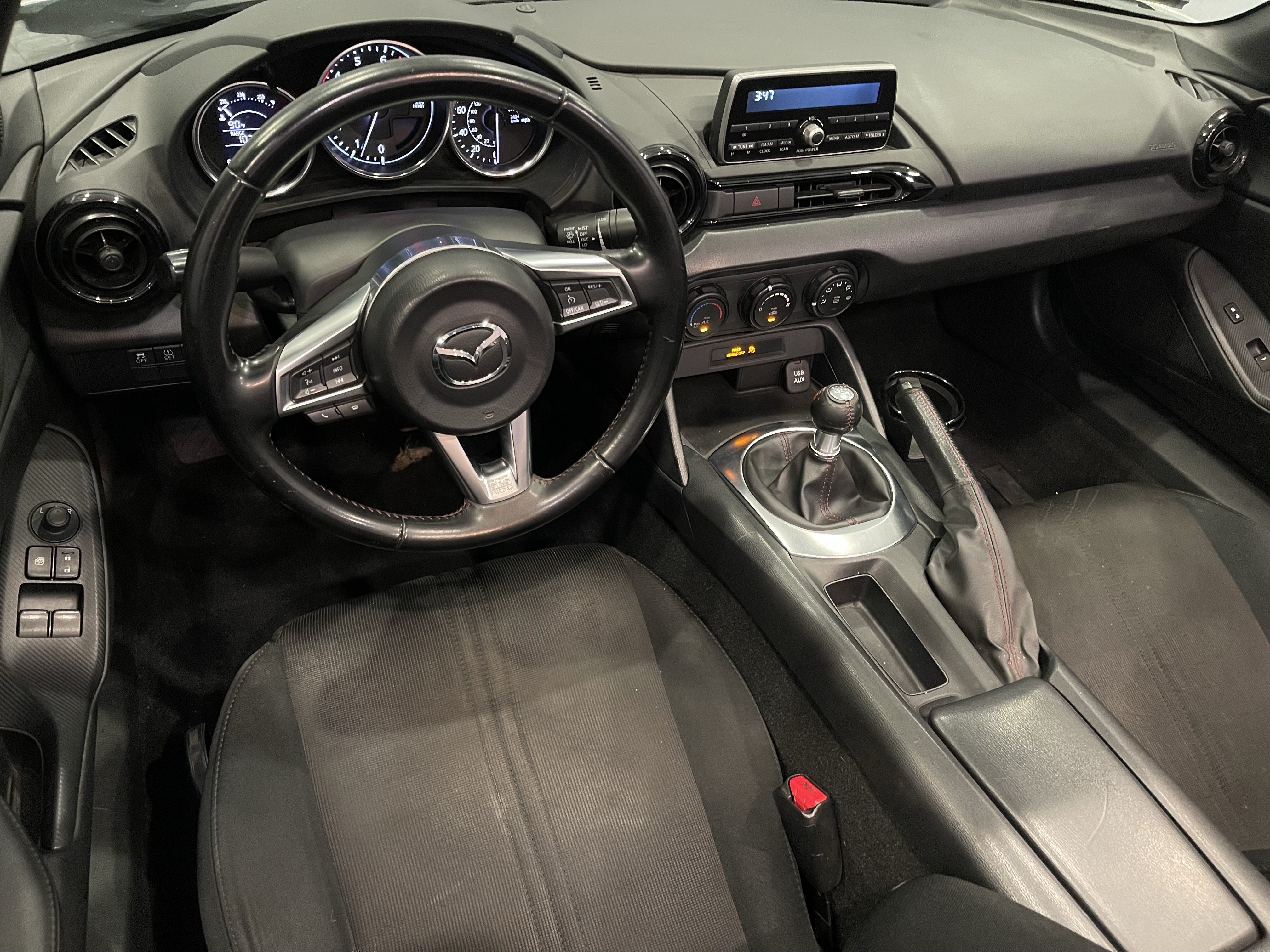 Used 2016 MAZDA MX-5 Miata Sport RWD image 13