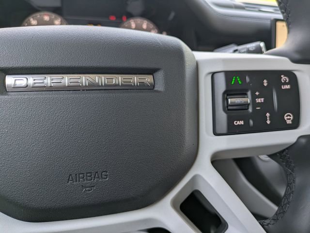 Used 2025 Land Rover Defender 110 S AWD/4WD image 17