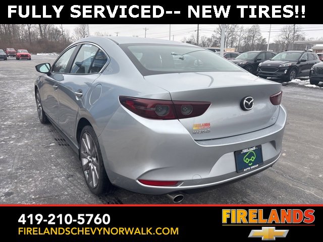 Used 2020 MAZDA MAZDA3 Sedan w/ Select Package image 6