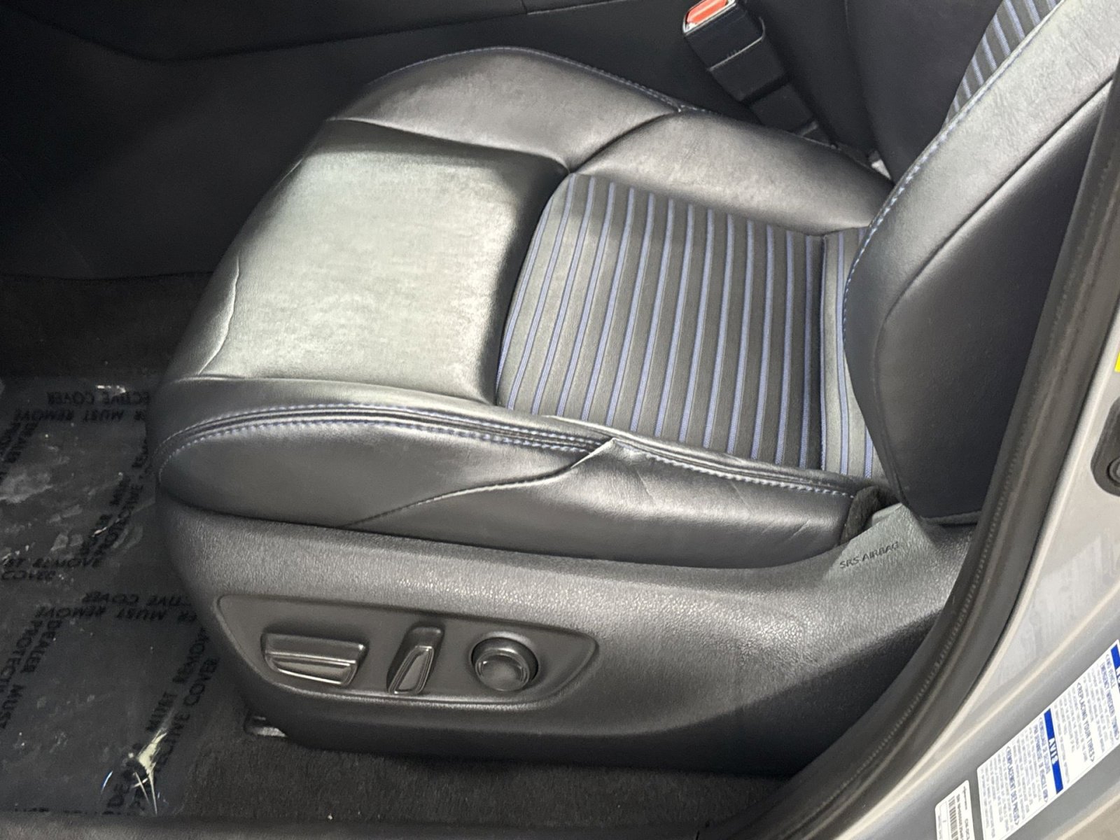 Used 2020 Toyota RAV4 XSE image 16