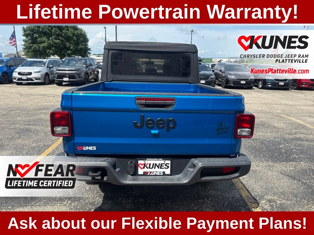 Used 2022 Jeep Gladiator Sport AWD/4WD image 9