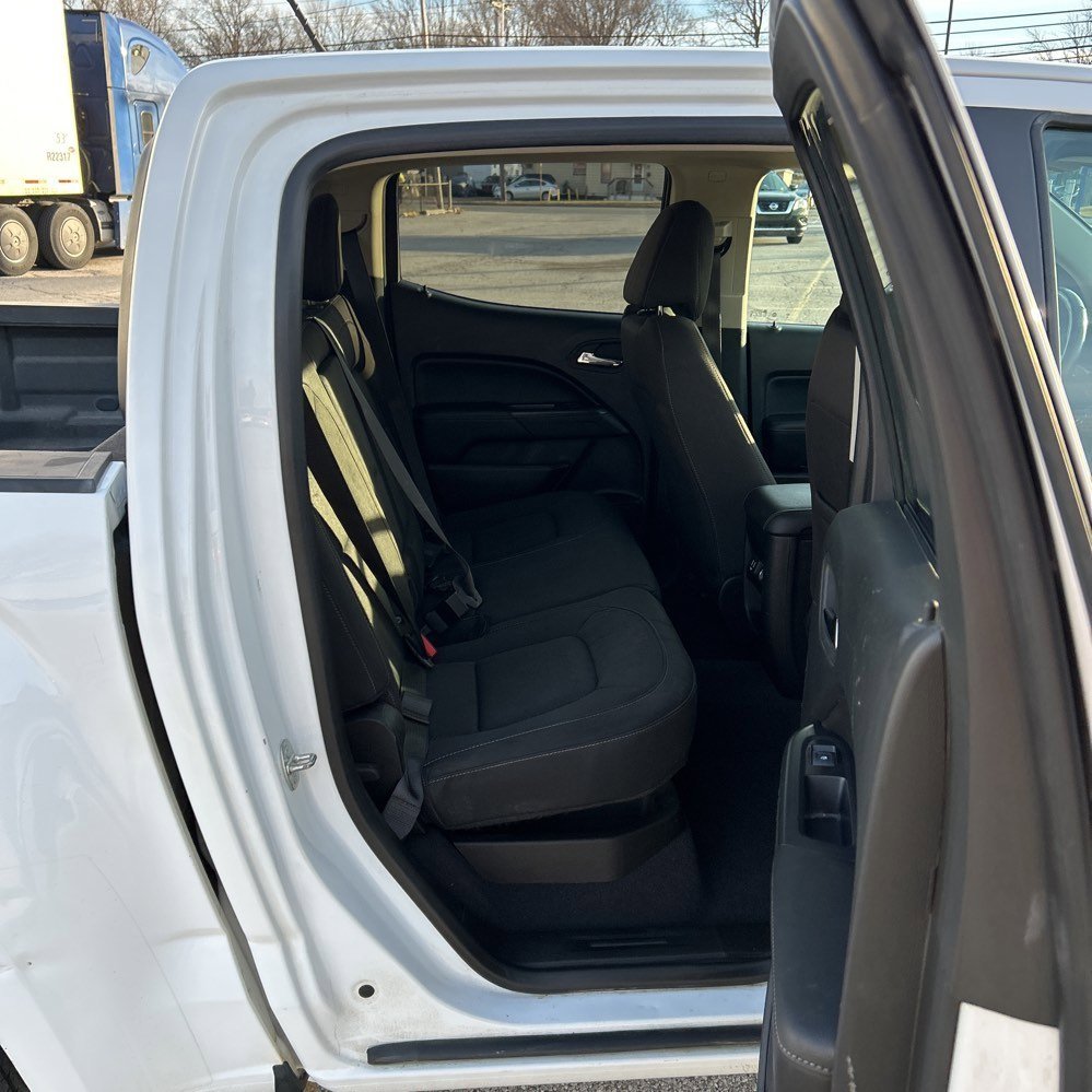 Used 2020 GMC Canyon SLE w/ SLE Convenience Package image 18