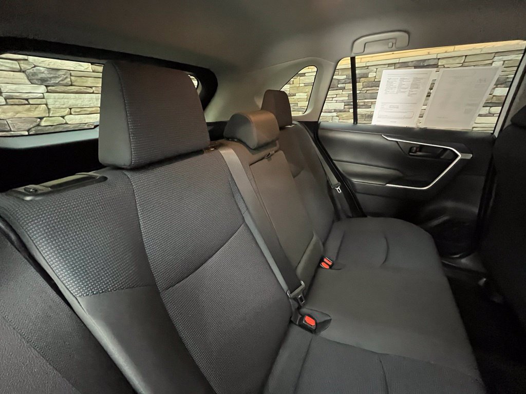 Used 2019 Toyota RAV4 LE w/ All Weather Liner Package AWD/4WD image 45