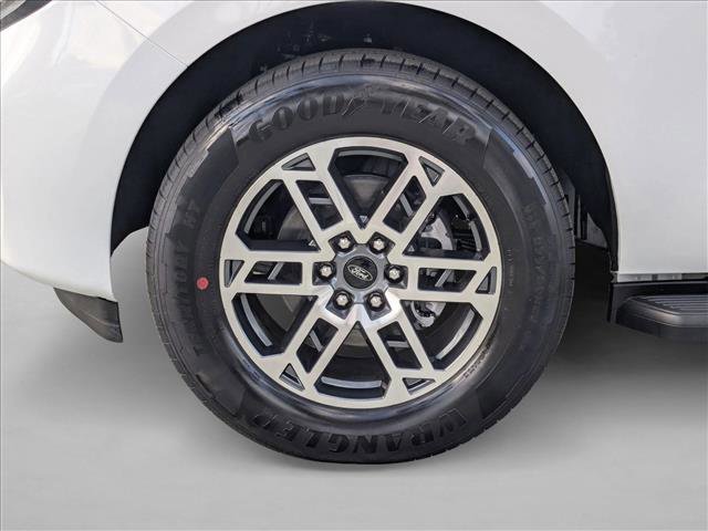 New 2026 Ford Expedition Active RWD image 9